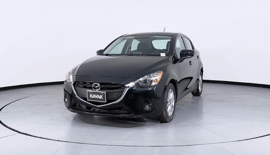 Mazda 2 Hatch Back i Touring 2016