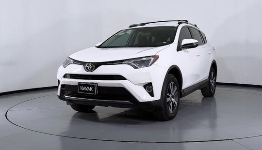 Toyota RAV4 XLE 2017