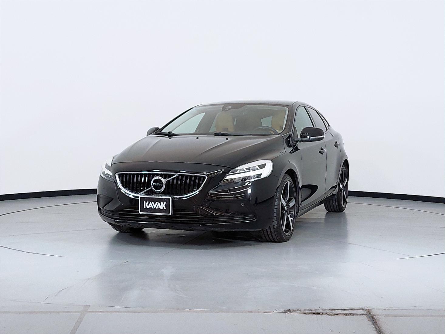 Autos Volvo V40 Sport Hatchback 2017 usados KAVAK México