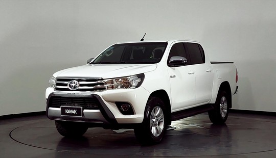 Toyota Hilux 2.8 Cd Srv 177cv 4x2 2018