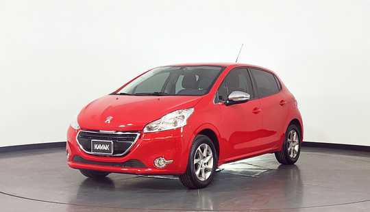 Peugeot 208 1.5 Allure Touchscreen 2014