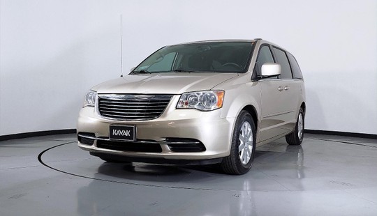 Chrysler Town & Country Touring-2015