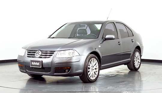 Volkswagen Bora 1.8 Highline T 180cv 2011