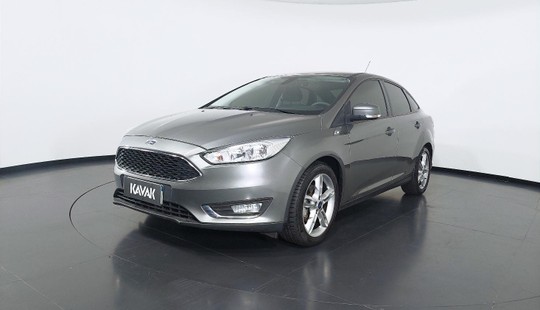 Ford Focus SE SEDAN 2016
