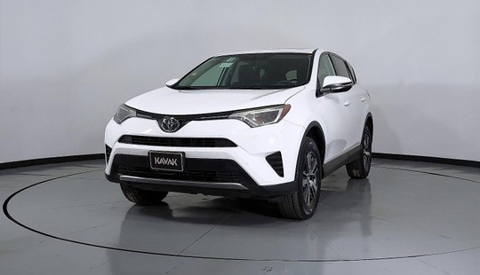 Toyota RAV4 XLE-2016