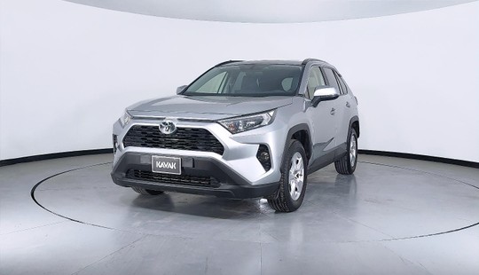 Toyota RAV4 XLE-2019