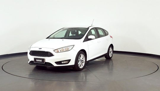 Ford Focus III 1.6 S 2016