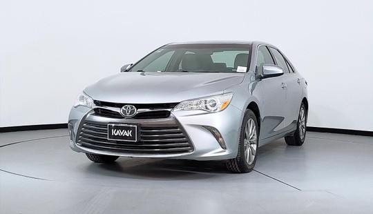 Toyota Camry LE-2016