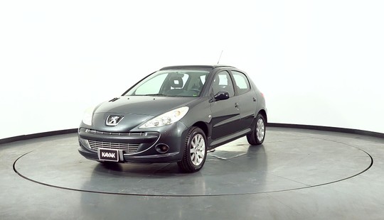 Peugeot 207 1.6 Xt 2010