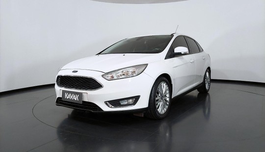 Ford Focus SE FASTBACK 2017