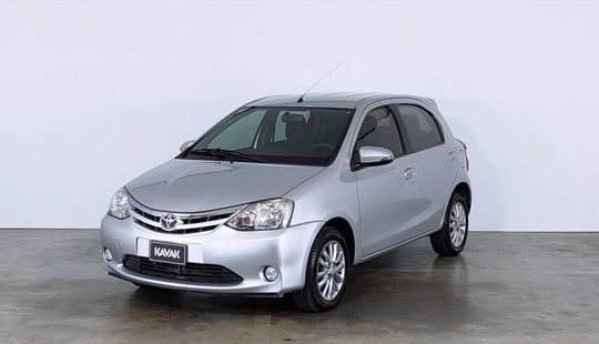 Toyota Etios 1.5 Xls-2015