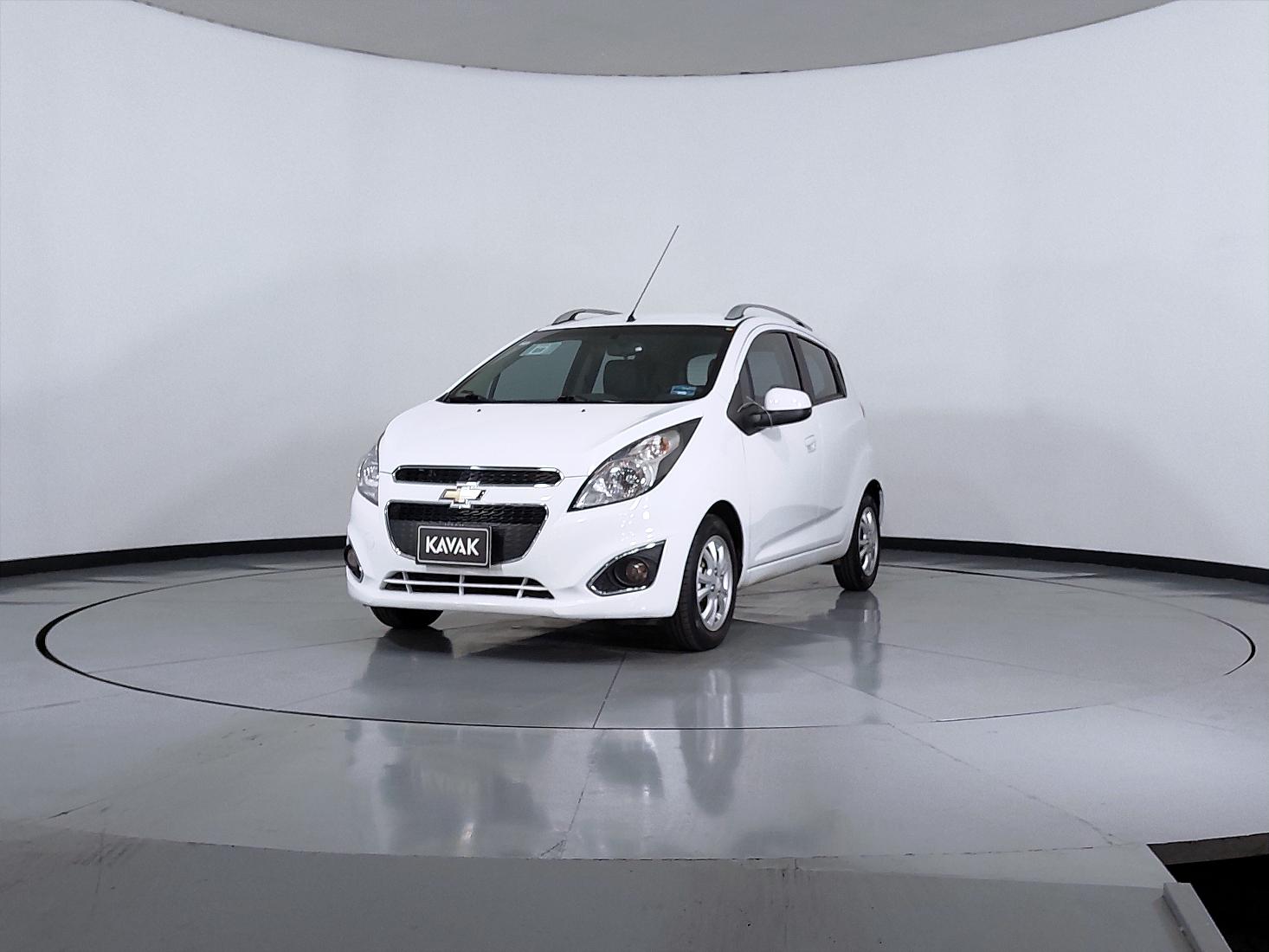 Autos Chevrolet Spark Cargo 1.4 LTZ C MT Hatchback 2017 usados | KAVAK ...