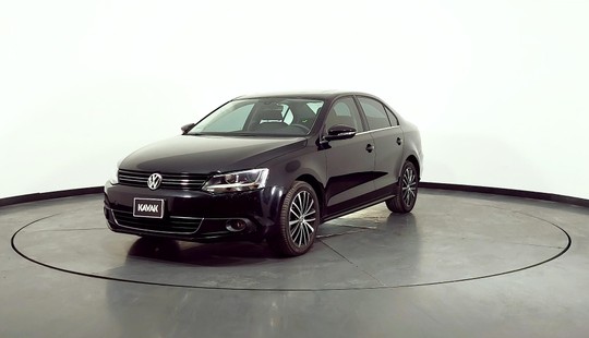 Volkswagen Vento 2.0 Sportline Tsi 200cv Dsg 2013