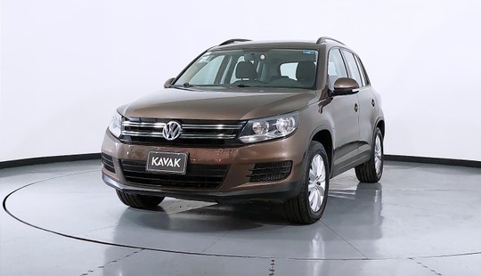 Volkswagen Tiguan Sport & Style-2013