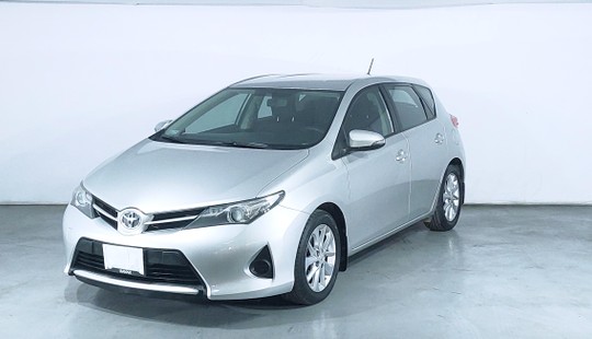 Toyota Auris 1.6-2015