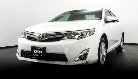 Toyota Camry XLE