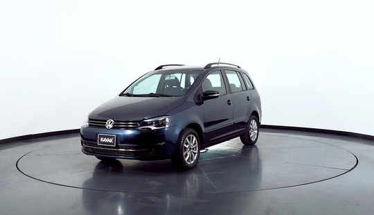 Volkswagen Suran 1.6 Comfortline 101cv-2013