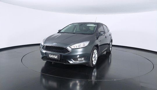 Ford Focus SE PLUS-2017