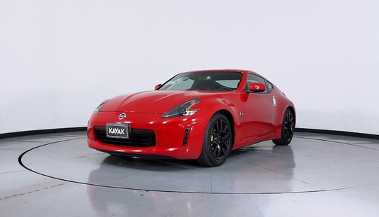 Nissan 370z Touring 2015
