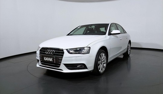 Audi A4 TFSI ATTRACTION 2013