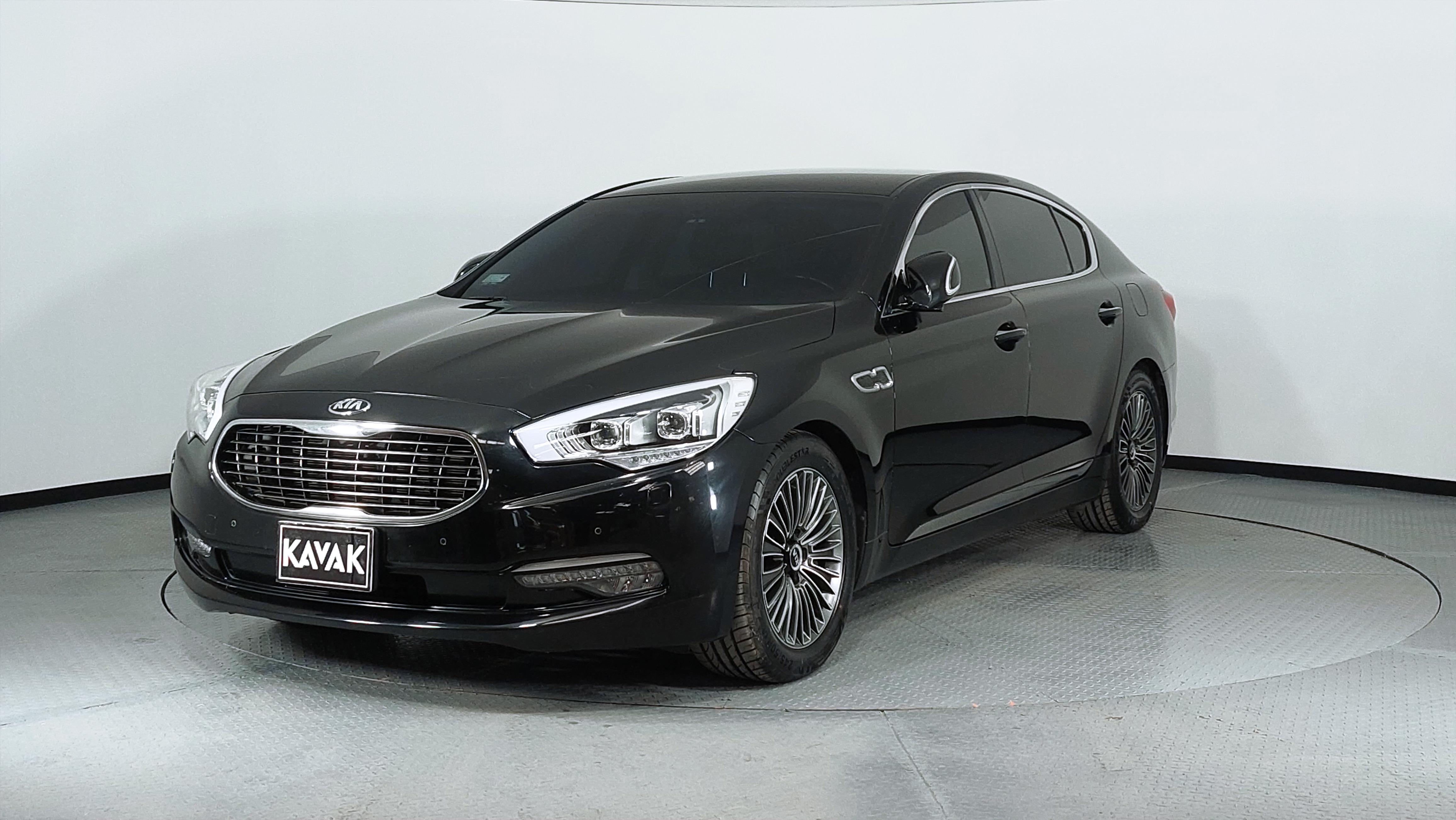 Carros Kia Quoris 3.8 LX Sedan 2015 usados KAVAK Perú