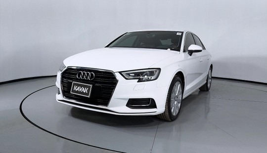 Audi A3 Select Sedan 2018
