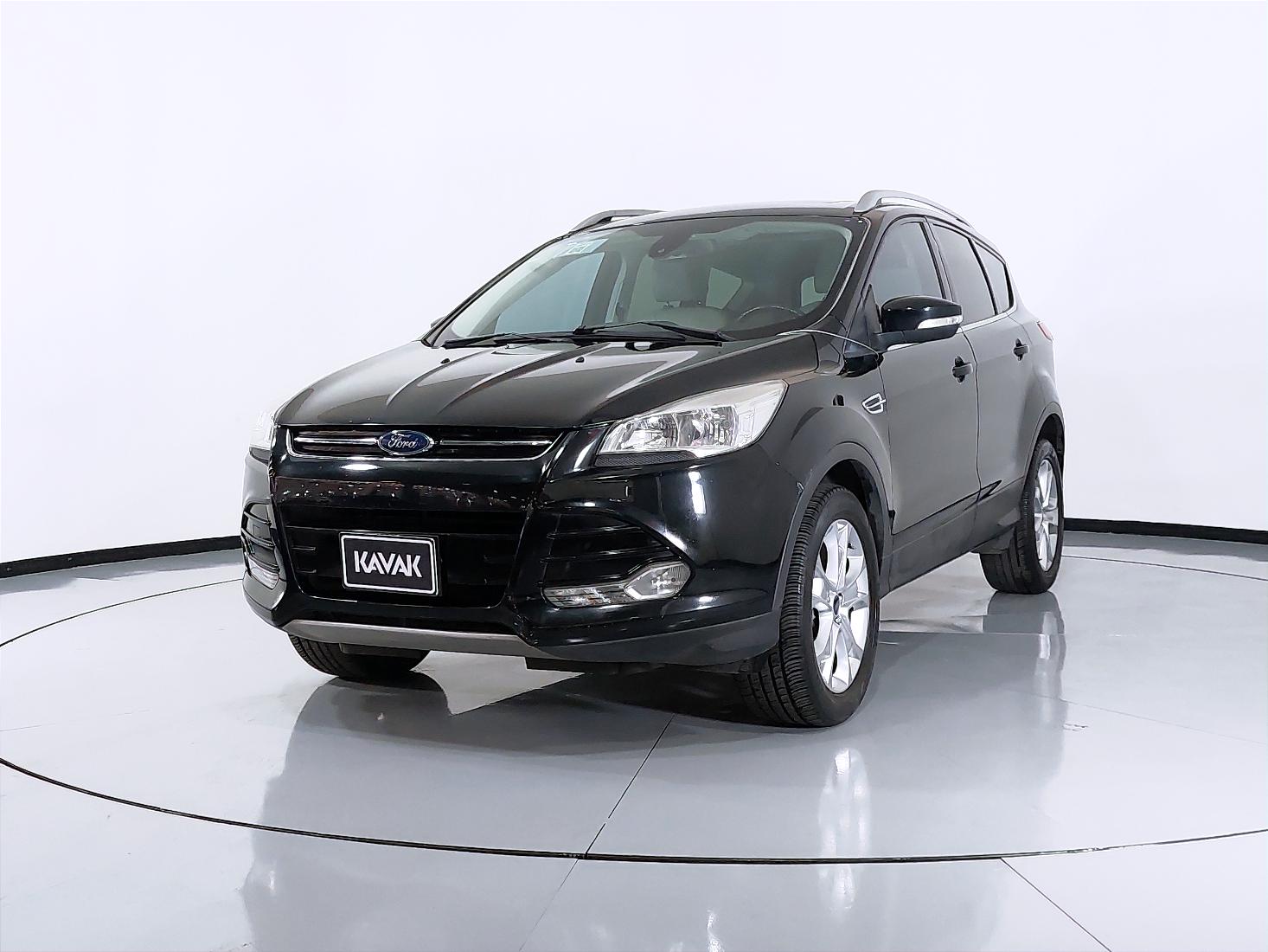 Ford Escape 2015 208181 132374 KM Precio 290999