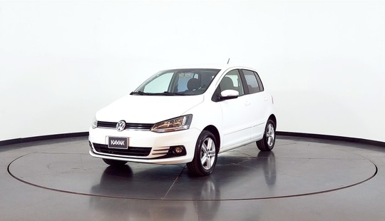 Volkswagen Fox 1.6 Highline-2015