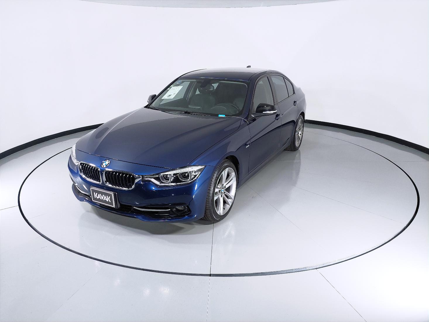 Autos Bmw Serie 3 1.5 318IA SPORT LINE AUTO Sedan 2018 usados | KAVAK ...