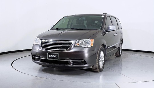 Chrysler Town & Country Limited-2015