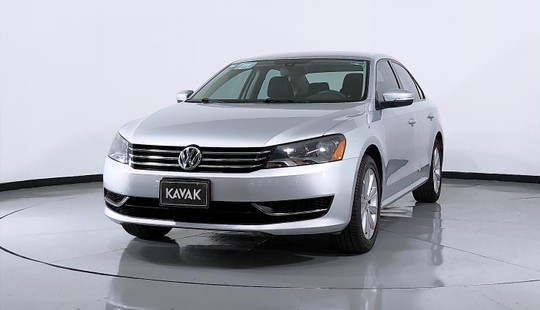 Volkswagen Passat Comfortline-2015