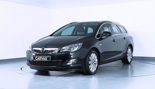 Opel Astra 1.4 ACTIVE SELECT COSMO 2012