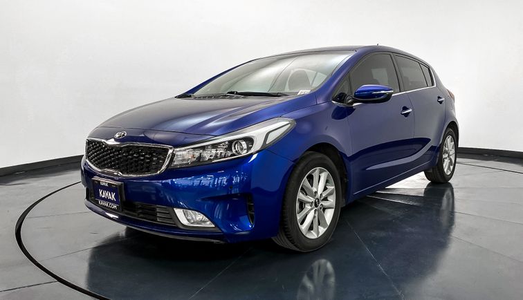 Автомобиль kia forte