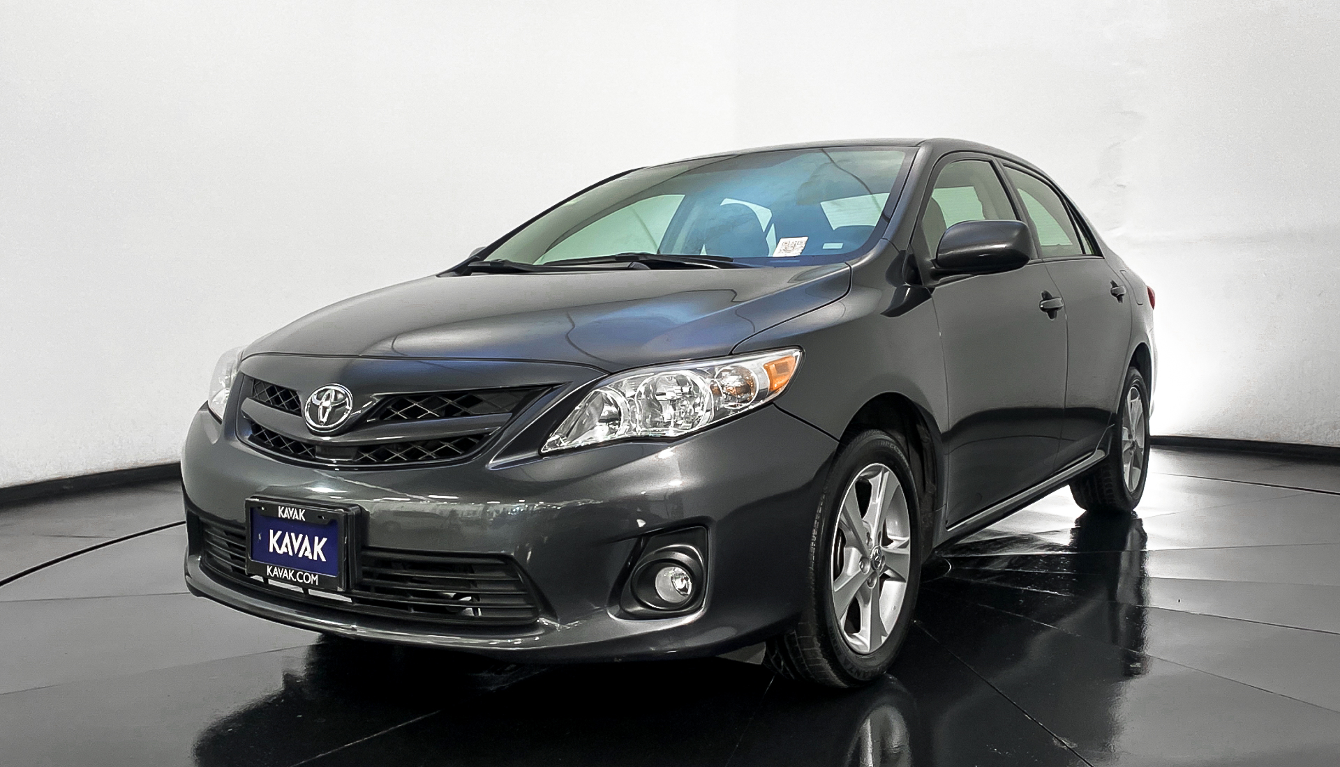 Toyota corolla 2012 год