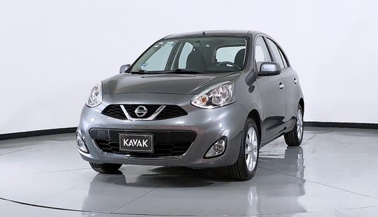 Nissan March gris | Kavak