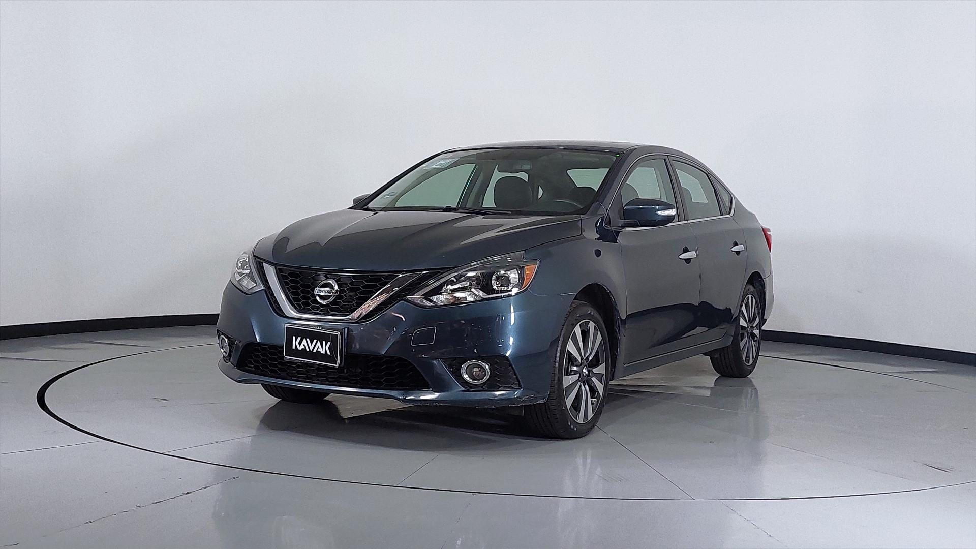Autos Nissan Sentra 1.8 EXCLUSIVE NAVI AUTO Sedan 2018 usados | KAVAK ...