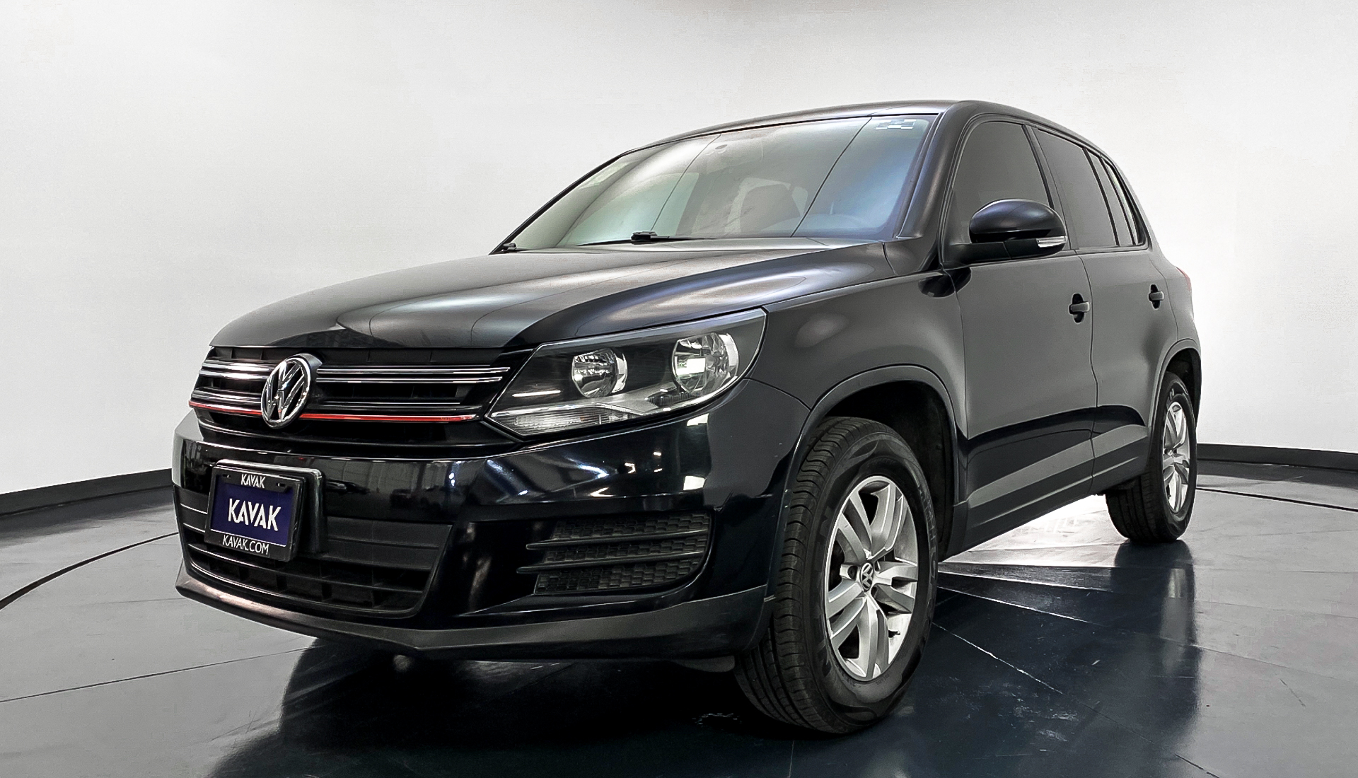 Volkswagen tiguan 2012 года