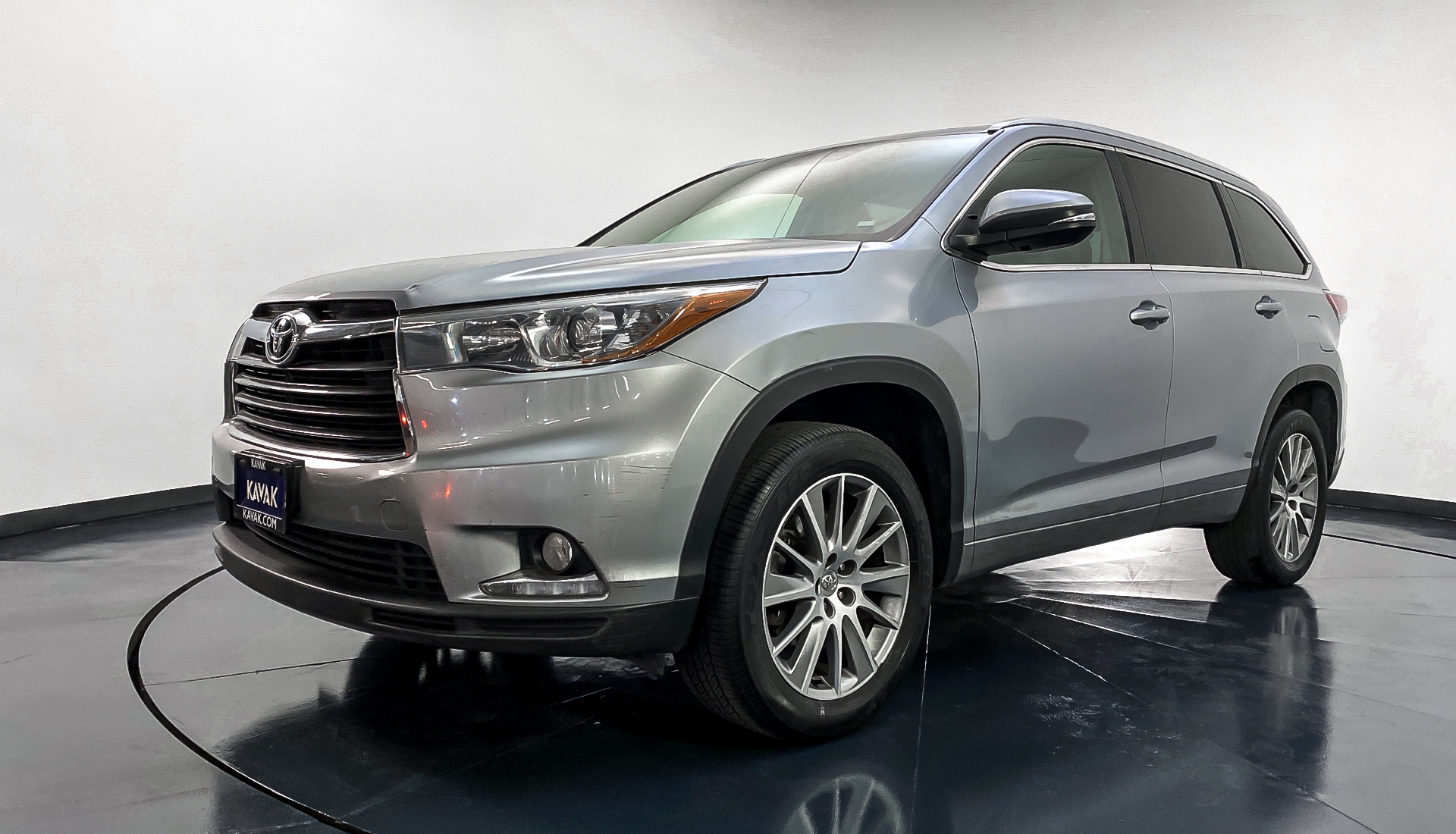 Toyota highlander 2015 года