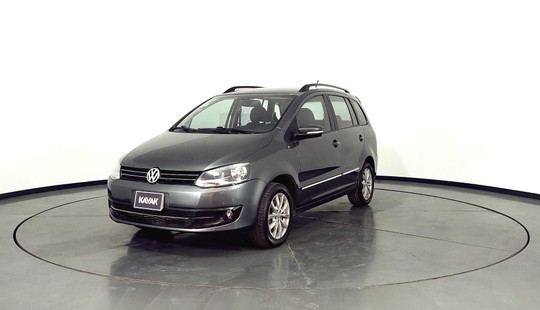 Volkswagen Suran 1.6 Imotion Highline-2013