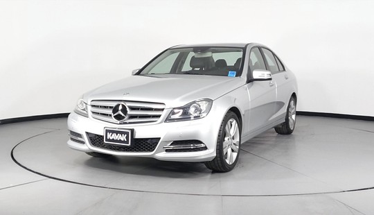 Mercedes Benz Clase C C 200 CGI ExCLusive Sedan-2013