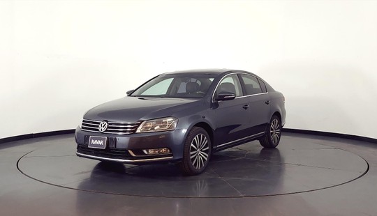Volkswagen Passat 2.0 Luxury Tsi 211cv Dsg-2014
