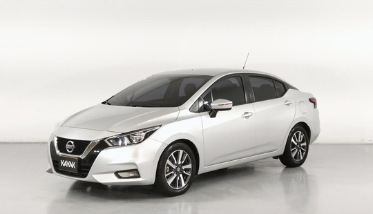 Nissan Versa ADVANCE 2021