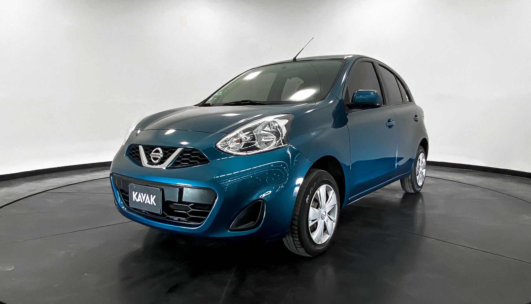 Nissan march 2016