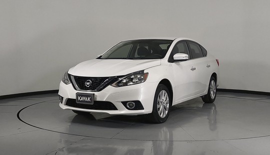 Nissan Sentra Advance 2017