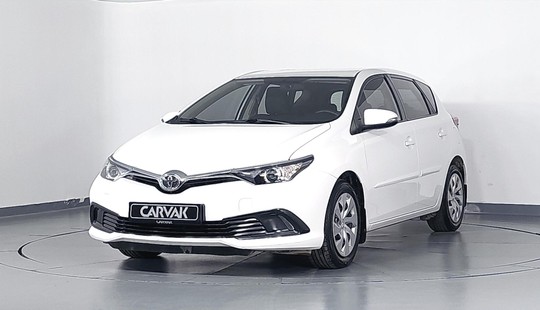 Toyota Auris 1.33 LIFE 2016