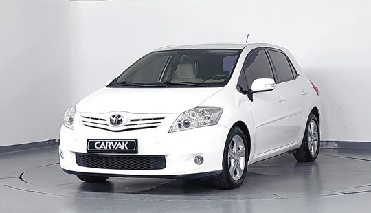 Toyota Auris 1.4 D 4D MM COMFORT PLUS-2012