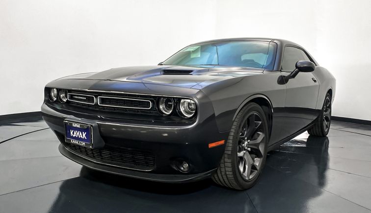 Dodge Challenger 2017 23538 39442 KM Precio 519999