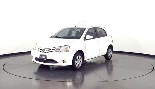 Toyota Etios 1.5 Xs-2014