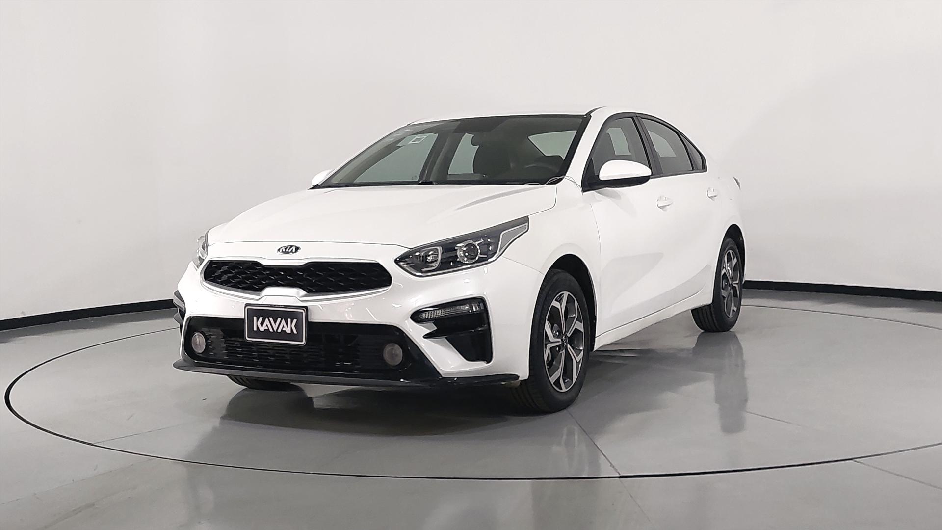 Autos KIA FORTE 2.0 LX IVT Sedan 2020 usados | KAVAK México