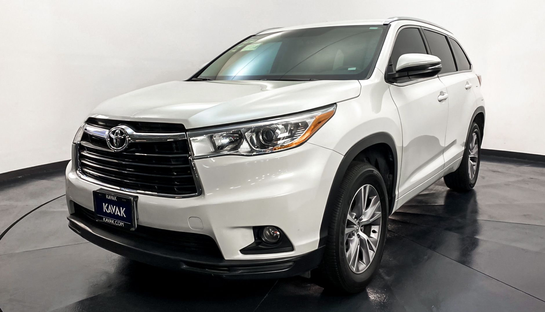 Toyota highlander 2015 года